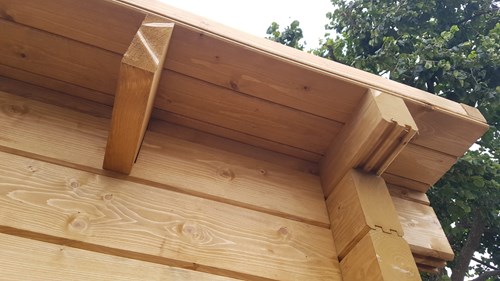 Timber roof eaves